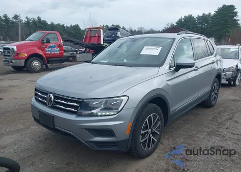 2021 Volkswagen Tiguan 2.0T Se/2.0T Se R-Line Black/2.0T Sel z USA, uszkodzony, nr VIN 3VV2B7AX8MM131978